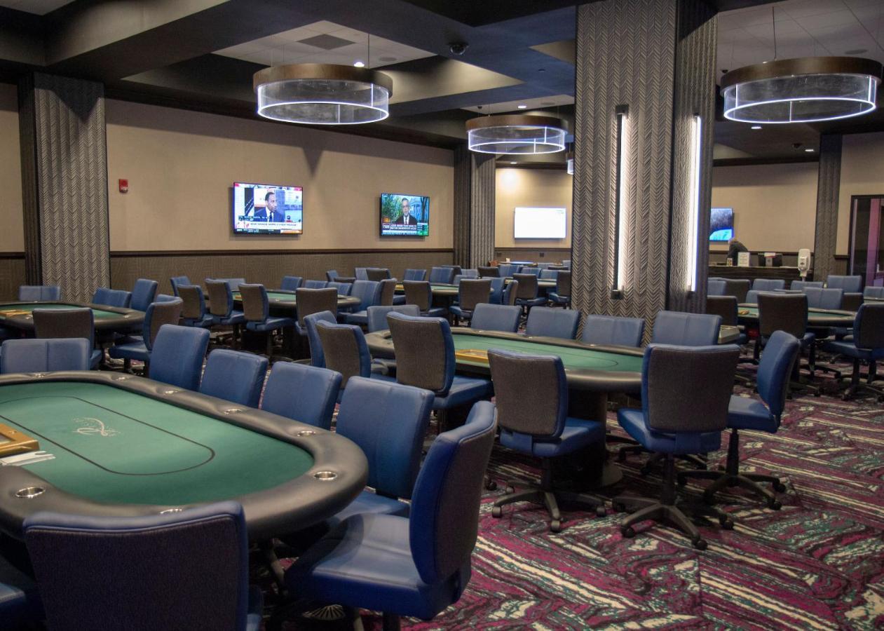 Riverside Casino & Golf Resort Екстериор снимка