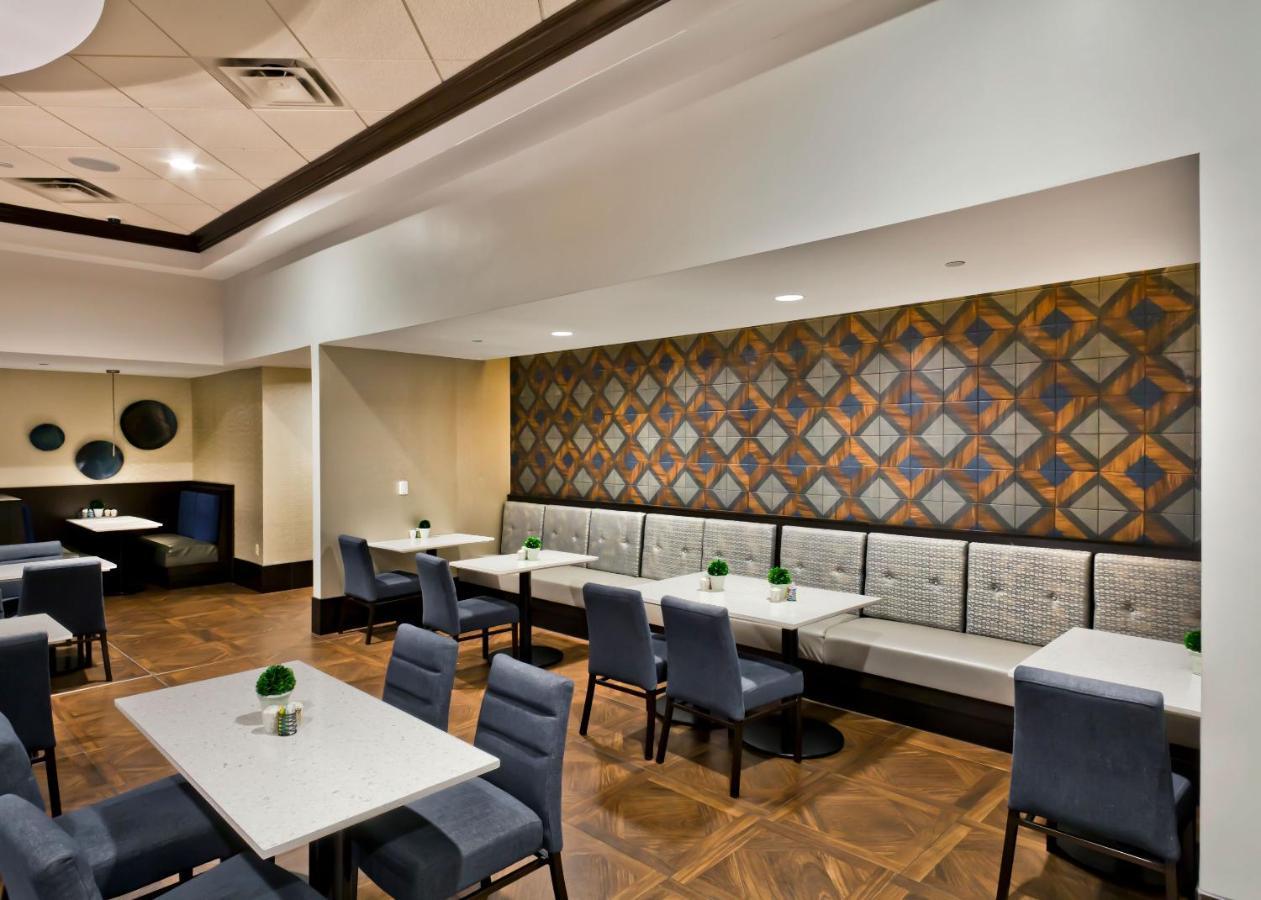 Riverside Casino & Golf Resort Екстериор снимка